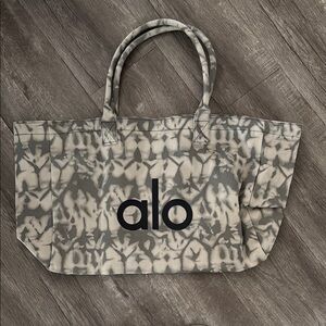 ALO Yoga Gray Tote Bag